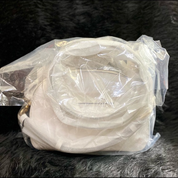 COACH Satchel In Signature Canvas - Picture 8 of 10